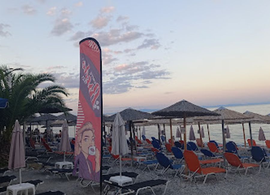 Experience authentic Greek flavors at Olympus Taverna in Leptokarya, where every meal is enhanced by stunning views of Mount Olympus.