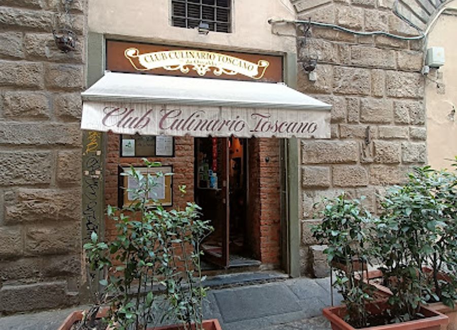 Experience authentic Tuscan cuisine at Club Culinario Toscano da Osvaldo in Florence – where every dish tells a story.