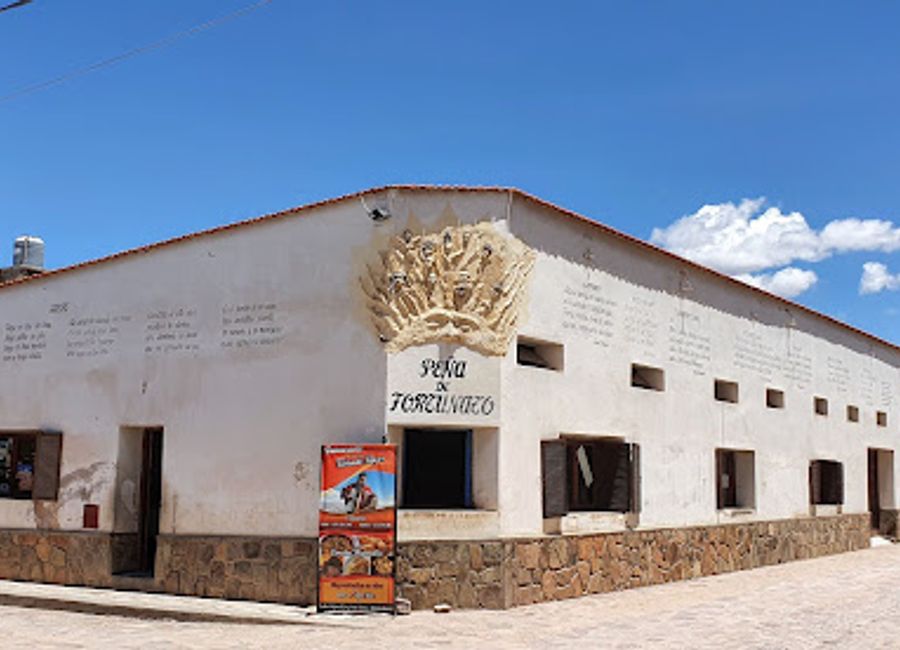 Discover authentic Argentine flavors at Peña de Fortunato in Humahuaca – where tradition meets taste in every dish.