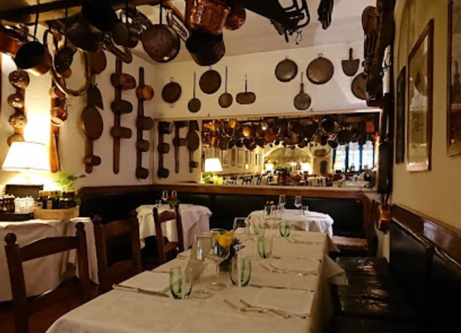 Experience authentic Italian cuisine at Buca di Sant'Antonio in Lucca – where tradition meets exquisite taste.