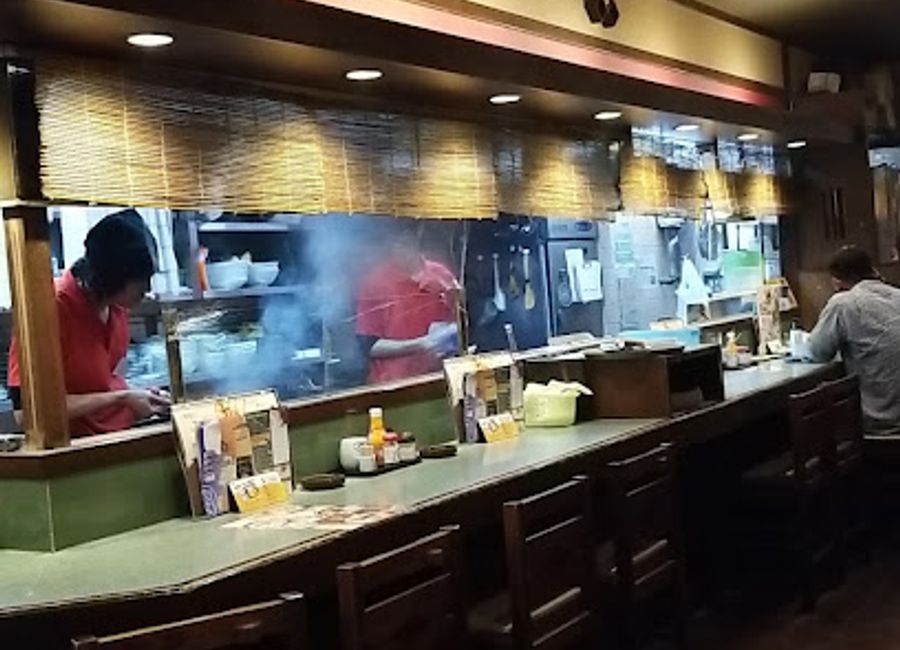 Discover authentic yakitori and traditional izakaya dining at Hakkenden Nankoku Osone – a must-visit culinary gem in Kochi.