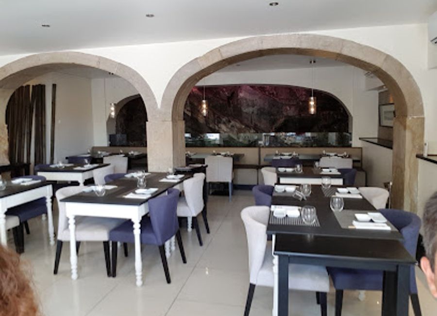 Experience authentic sushi and innovative Asian cuisine at Harkos Sushi in Sintra—where every bite tells a story.