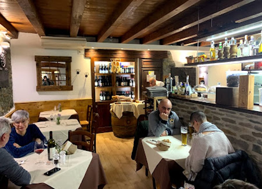 Experience authentic Italian cuisine at Trattoria Praetoria in Aosta - where tradition meets flavor in every dish.