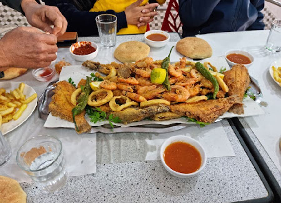 Experience exquisite seafood dining at Alwan Zitoun in Meknes - where Moroccan flavors meet culinary artistry.