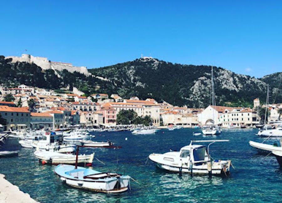 Experience an exquisite blend of Asian fusion and Croatian cuisine at Hanibal in Hvar's picturesque Main Square.