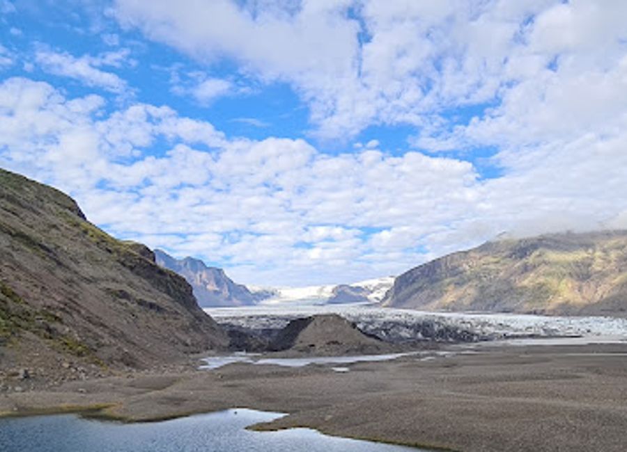 Discover delicious local cuisine at Saatvik Restaurant while exploring the breathtaking Skaftafell area in Iceland.