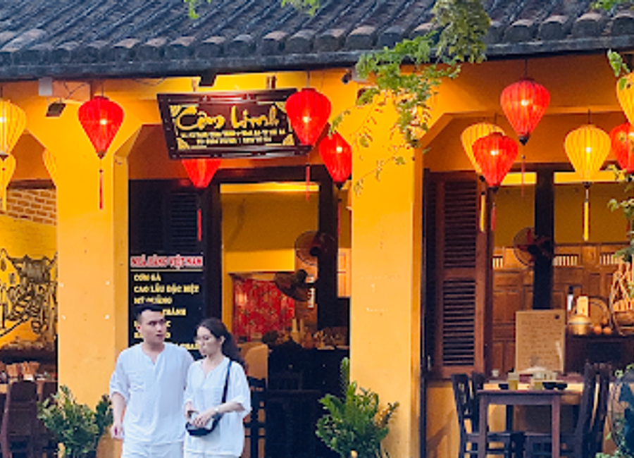 Discover authentic Vietnamese flavors at Nhà Hàng Cơm Linh, where delightful dishes meet warm hospitality in Hội An.