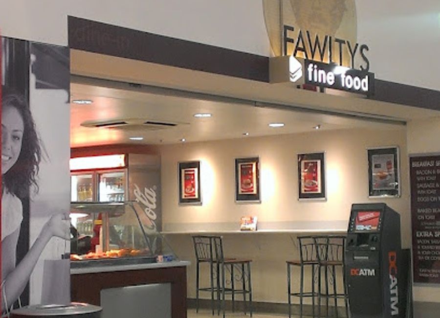 Discover Fawlty's Fine Food in Alice Springs: where local flavors meet inviting ambiance for an unforgettable dining experience.