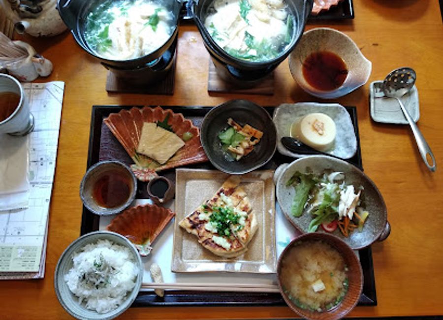 Discover Koushi in Nara – A delightful tofu restaurant serving exquisite dishes made from locally sourced ingredients.