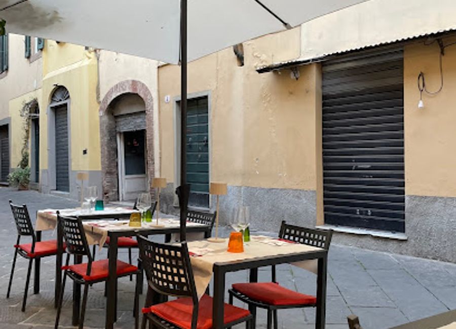 Discover Osteria Pane e Sale: A Tuscan culinary experience where tradition meets innovation in every delicious bite.