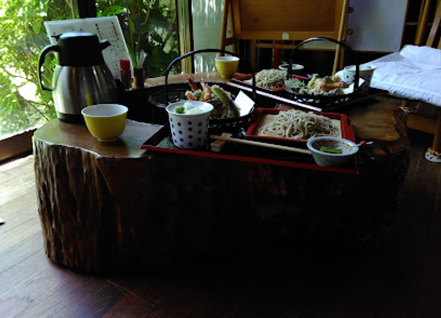 Discover authentic soba noodles at Matsutake in Yakushima – where tradition meets flavor amidst stunning natural beauty.