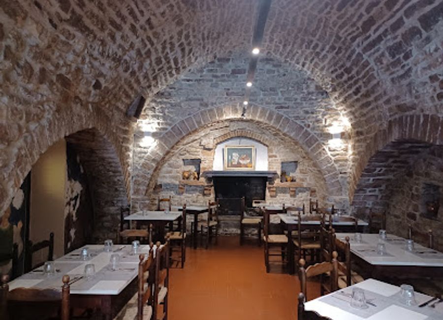 Experience authentic Italian cuisine at Ristorante Pizzeria Monte Frumentario in Assisi – where tradition meets flavor.