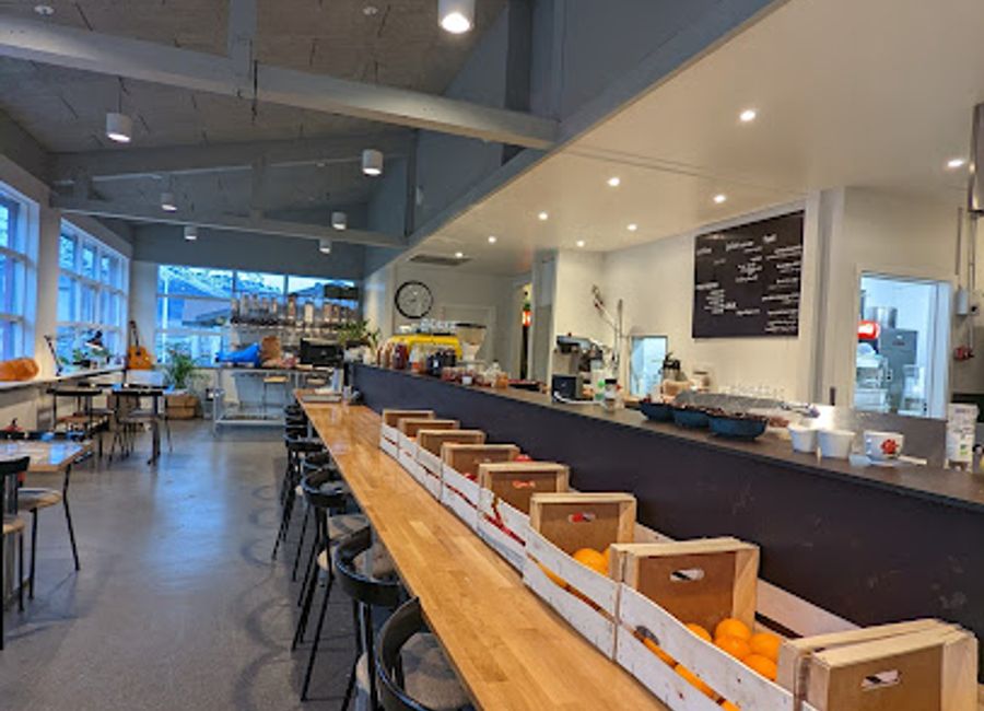 Discover organic delights at The Filling Station in Seyðisfjörður – a haven for breakfast lovers with fresh juices, pizzas, and local produce.
