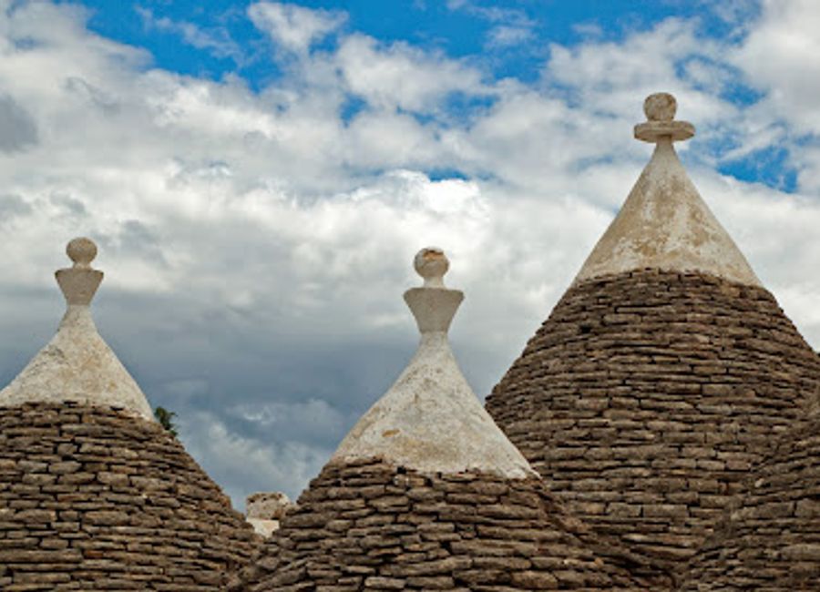 Discover the charm of rural Italy at Masseria Il Frantoio—where rustic elegance meets authentic Mediterranean cuisine.