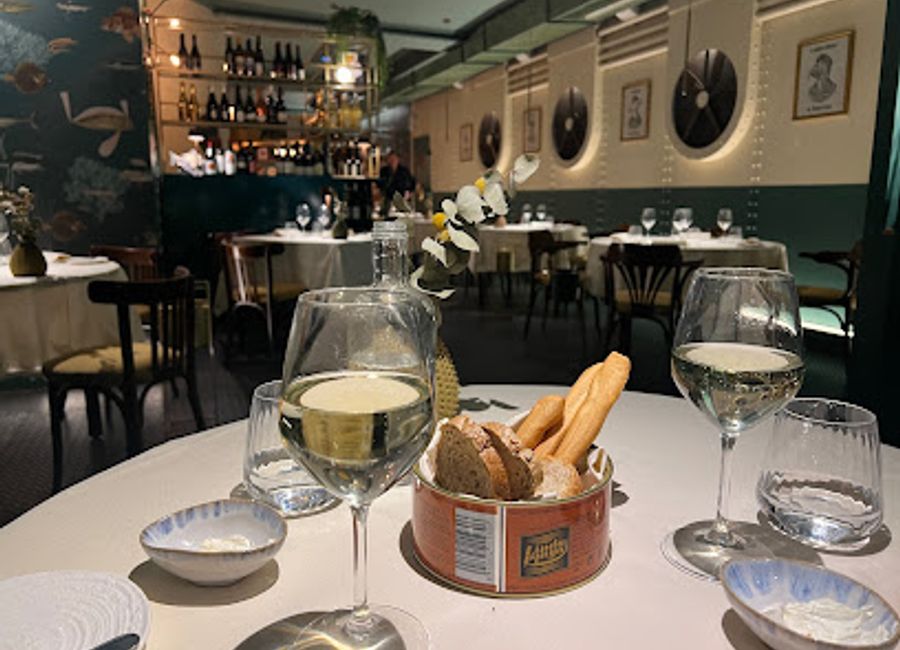 Experience exquisite Italian dining at L'Acciuga Osteria in Ravenna – where seafood meets tradition in an unforgettable culinary journey.