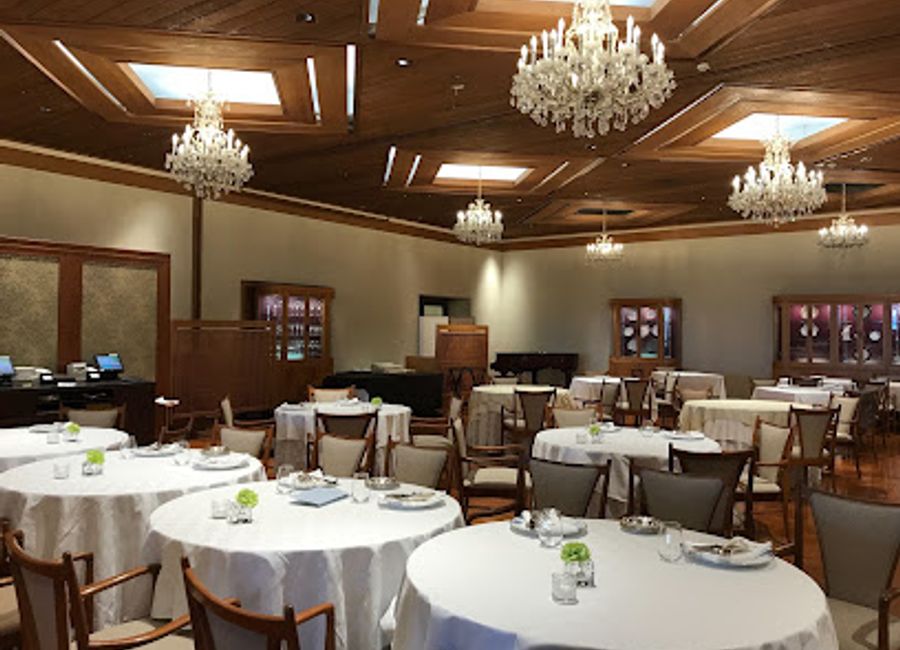 Discover exquisite French dining at La Mer the Classic in Shima, where culinary artistry meets stunning coastal views.