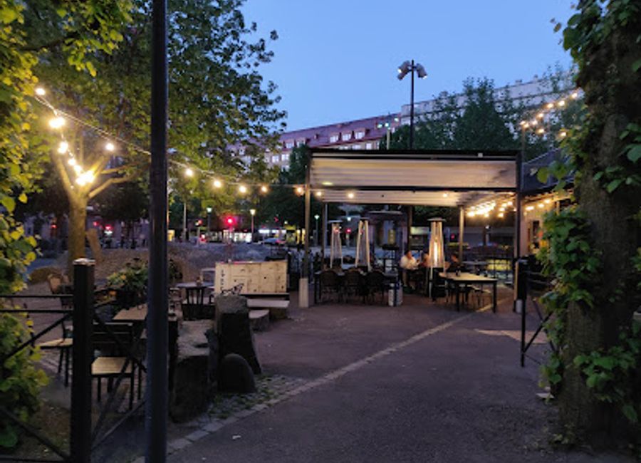 Experience authentic Czech cuisine at Gyllene Prag in Gothenburg—where every dish tells a story of tradition and flavor.