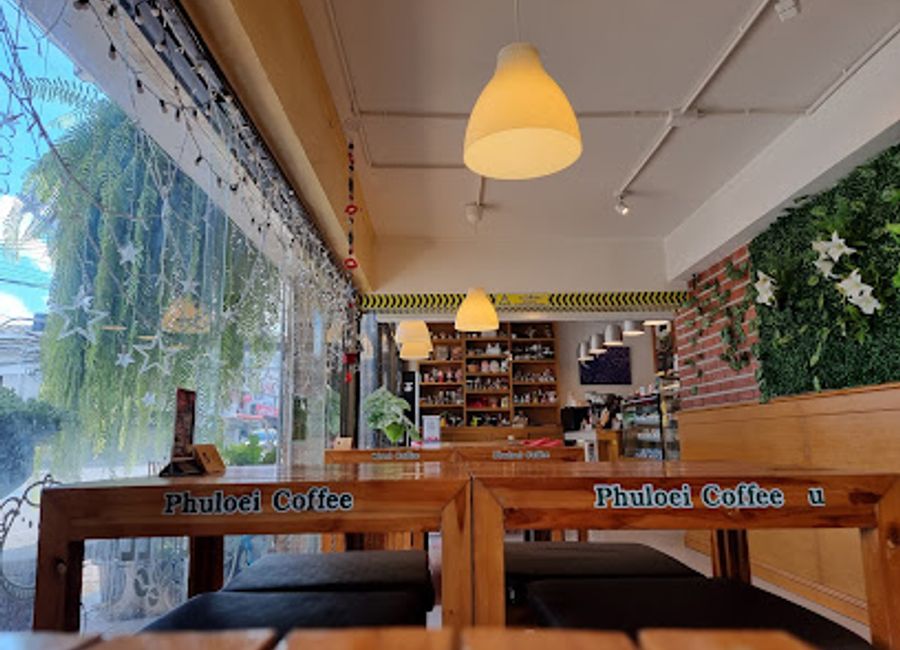 Experience authentic Thai flavors at Phu Loei Restaurant - a culinary haven featuring steakhouse specialties and delightful desserts in the heart of Loei.