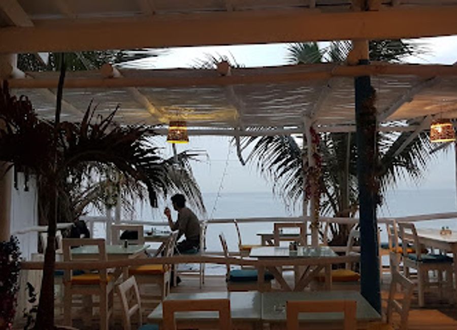 Experience breathtaking views and delicious crepes at Noflaye Beach, Dakar's hidden culinary gem by the sea.