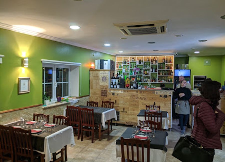 Experience exquisite Portuguese cuisine at Metamorphosis in Sintra - where tradition meets modern flavors.