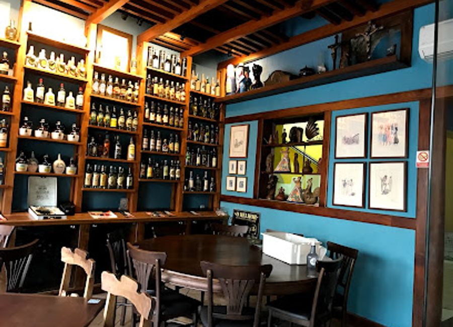 Discover the vibrant flavors and rhythms at Cuco Bistrô in Salvador's historic Pelourinho district.