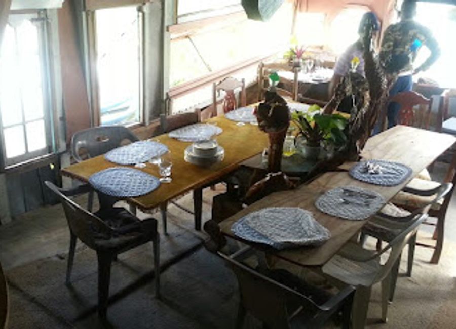 Discover authentic Jamaican flavors at Dickie's Best Kept Secret – a culinary haven tucked away in Jamaica's vibrant landscape.