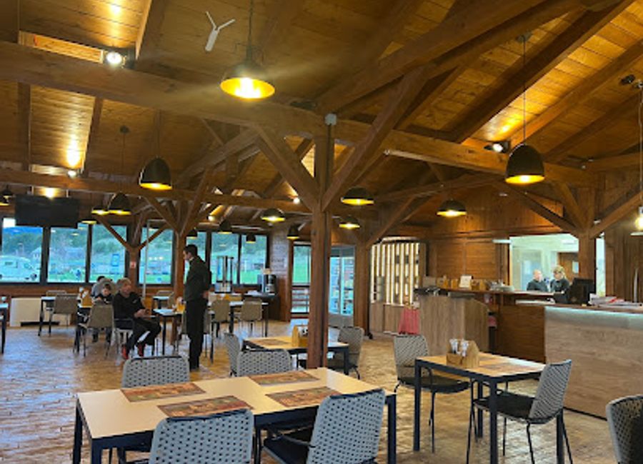 Discover delicious Croatian cuisine at Hungry Bear National Restaurant in Donji Babin Potok, near Plitvice Lakes - a true culinary delight.