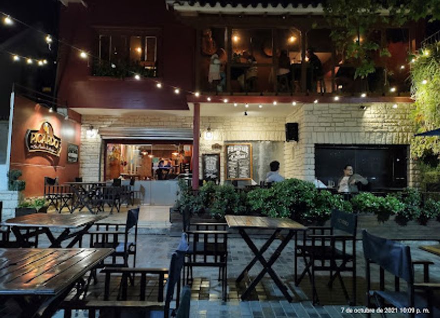 Experience authentic Argentinian cuisine at Picardo in Mendoza - where vibrant flavors meet lively gatherings.