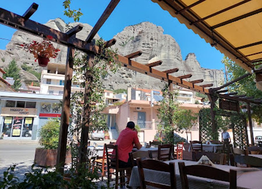 Experience authentic Greek cuisine at Yamas Taverna in Kalambaka, where every meal is a celebration of local flavors amidst stunning Meteora views.