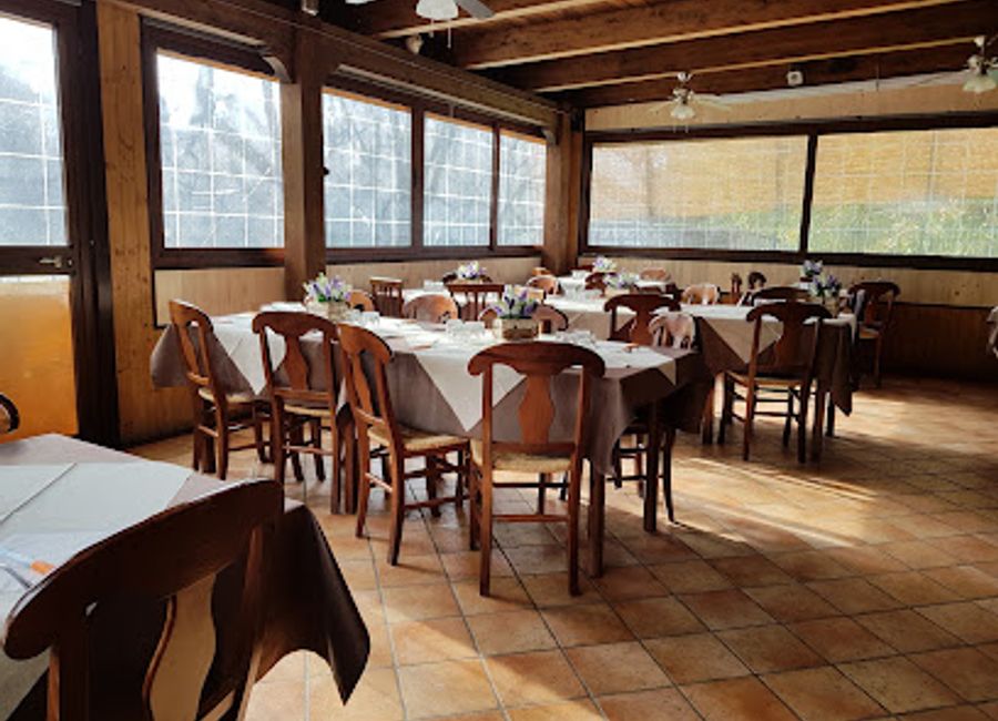 Discover authentic Italian cuisine and cozy accommodations at Agriturismo Antico Ricupo in Ercolano, where tradition meets tranquility.