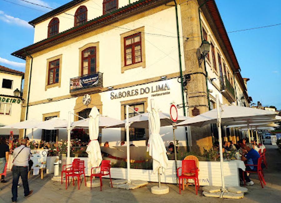 Experience the authentic taste of Portugal at Sabores do Lima in Ponte de Lima, where culinary tradition meets exceptional hospitality.