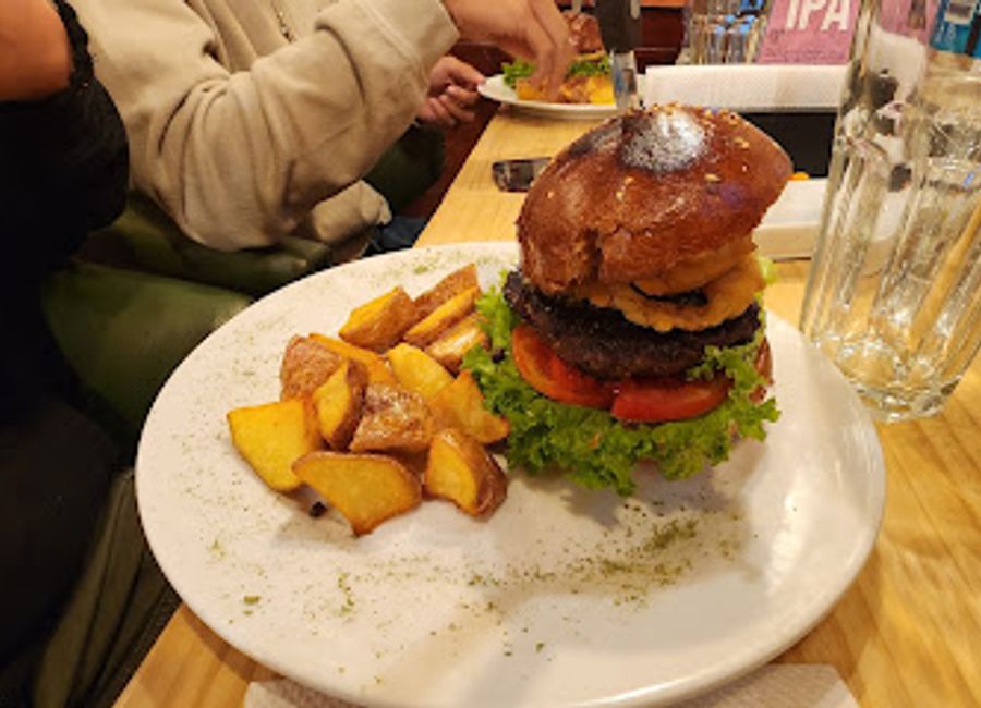 Experience authentic Peruvian cuisine paired with exquisite craft beers in the heart of Cusco at PERUCHO Restaurant Craft Beer.