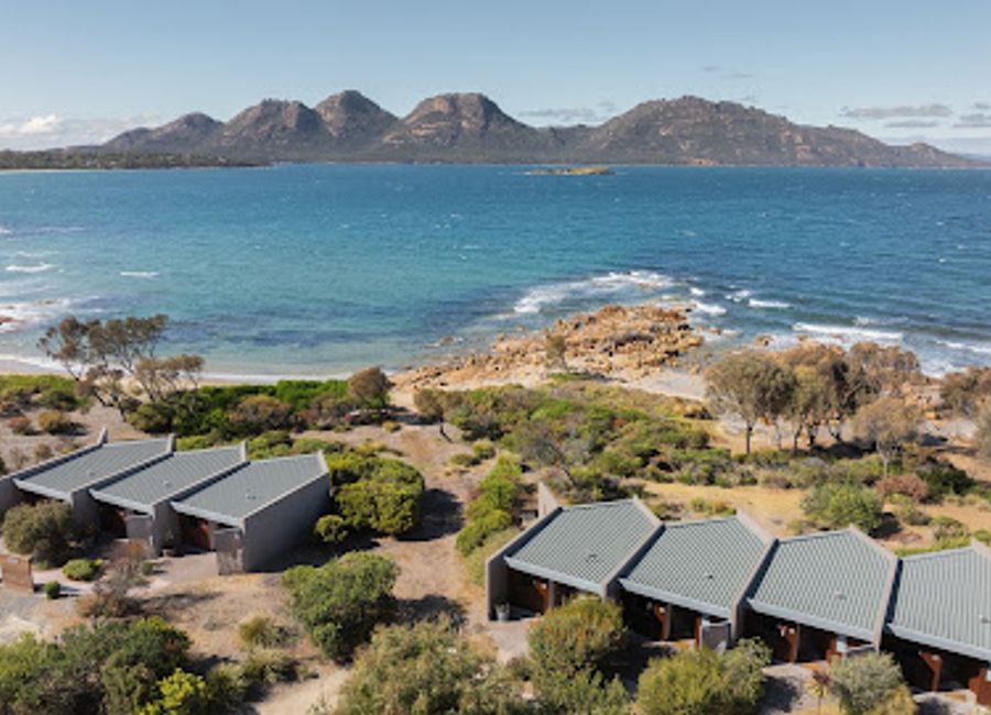 Discover serenity at Edge of the Bay Resort in Tasmania – where luxury meets nature's beauty for an unforgettable getaway.