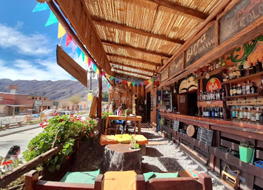 Experience the rich culinary traditions at La Damajuana Restobar in Tilcara – where local flavors meet modern gastronomy in a vibrant setting.