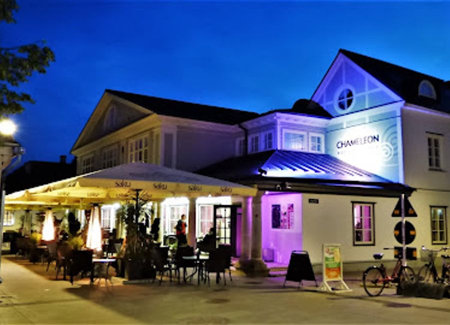 Discover the vibrant flavors of Chameleon Lounge in Kuressaare - where delicious food meets exceptional cocktails in a stylish setting.