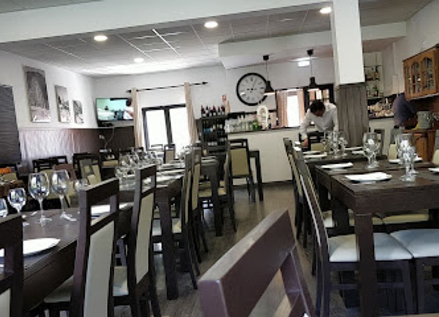 Experience authentic Portuguese flavors at Restaurante O Olival in Manteigas - where tradition meets taste.