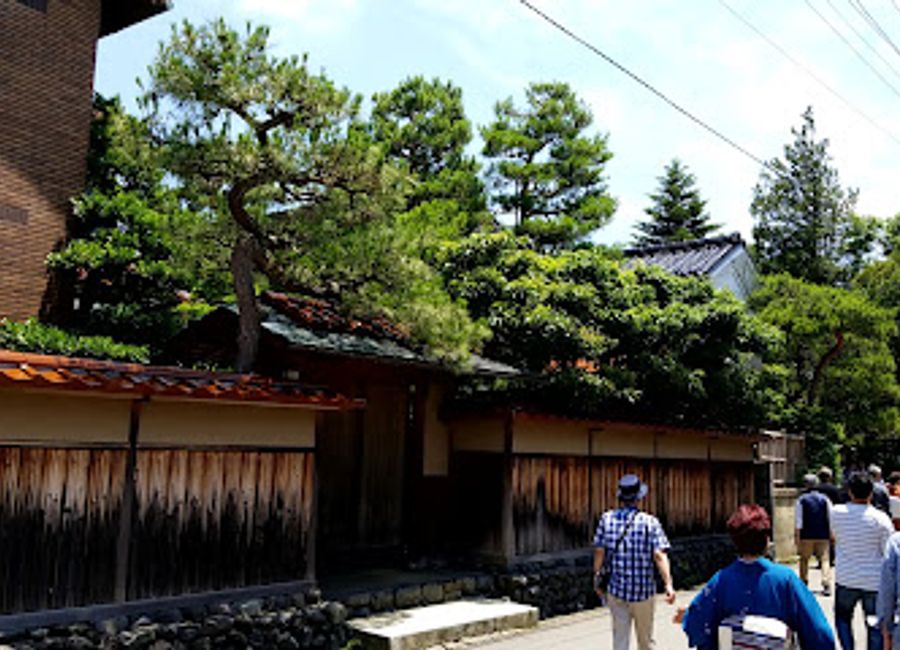 Experience exquisite Kaiseki dining at Kincha-ryo in Kanazawa—where every meal is a celebration of Japanese culinary artistry.