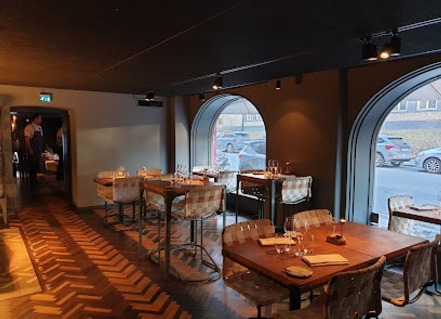 Discover culinary excellence at SK Mat & Människor in Gothenburg – where Swedish fine dining meets seasonal delights.