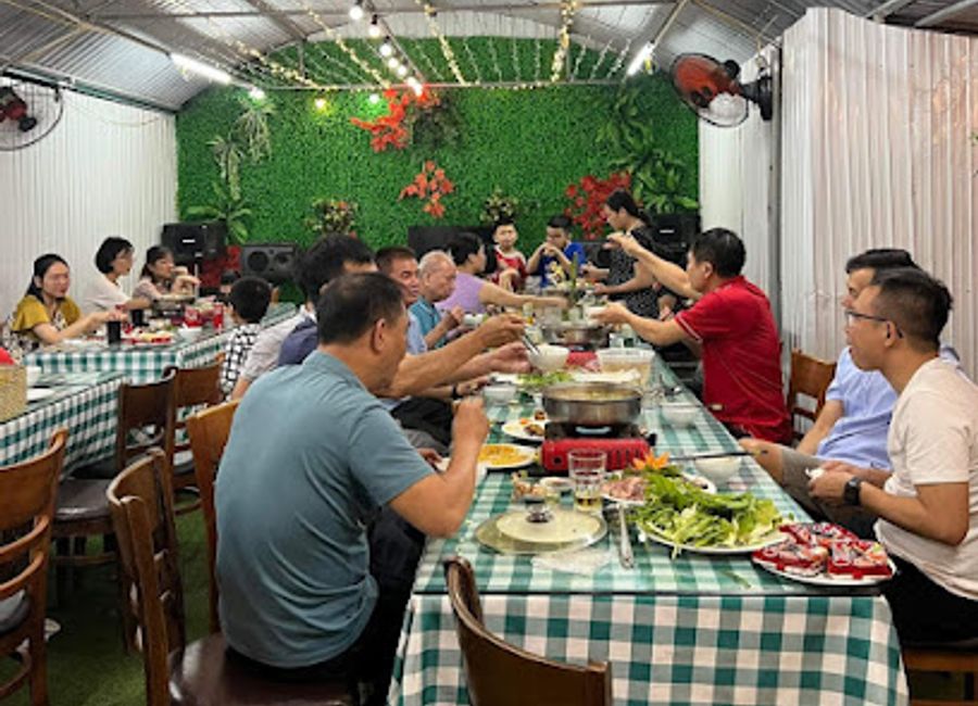 Experience authentic Vietnamese barbecue at SUSU BBQ in Tam Đảo District - where delicious flavors meet stunning natural beauty.