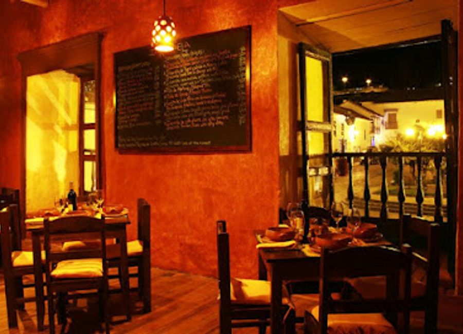 Discover Inkazuela: A vibrant restaurant in Cusco offering exquisite Peruvian cuisine that delights every palate.