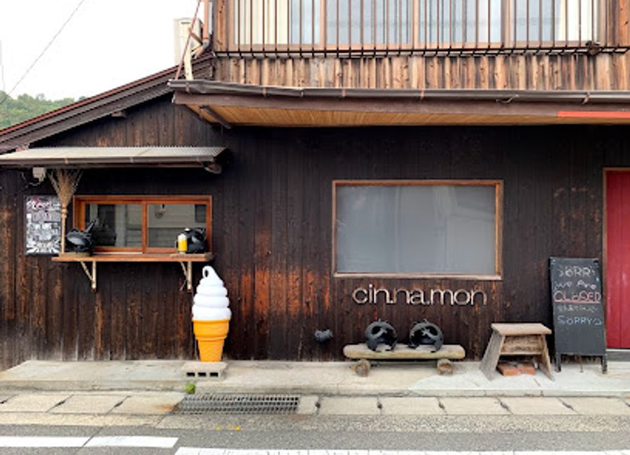 Discover authentic Japanese flavors in an artistic setting at Cin.na.mon, Naoshima's charming café and restaurant.