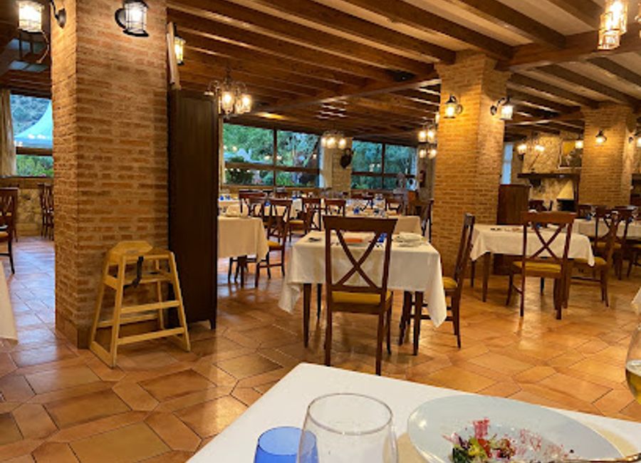 Experience authentic Spanish grilling at Coto del Valle Restaurante in Cazorla—where every bite is a celebration of flavor and tradition.