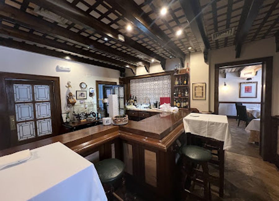 Experience authentic Cantabrian and Mediterranean cuisine at Restaurante Los Santanderinos in Ronda - A culinary haven for food lovers.