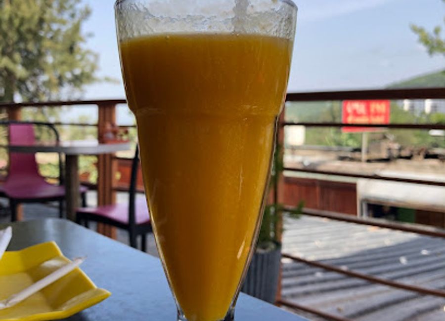 Discover authentic Ethiopian cuisine at Nati Cafe & Restaurant in Harar – where every meal tells a story.