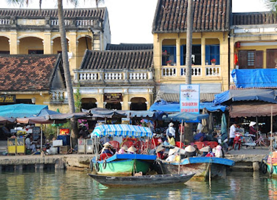 Discover authentic Vietnamese cuisine amidst breathtaking riverside views at Hoi An Riverside Restaurant.
