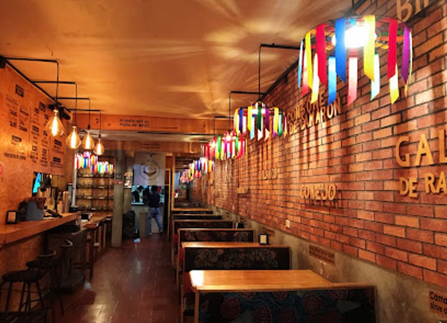 Experience authentic Mexican flavors at El Caldero in San Cristóbal de las Casas – where every meal tells a story.