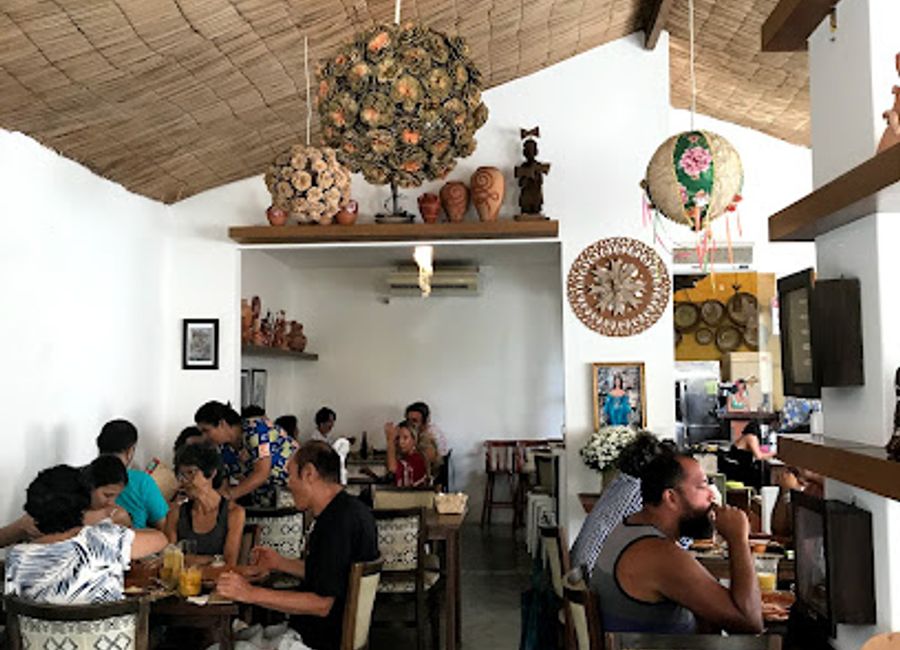 Discover authentic Bahian cuisine at Dona Mariquita in Rio Vermelho - a culinary treasure celebrating Bahia's rich gastronomic heritage.