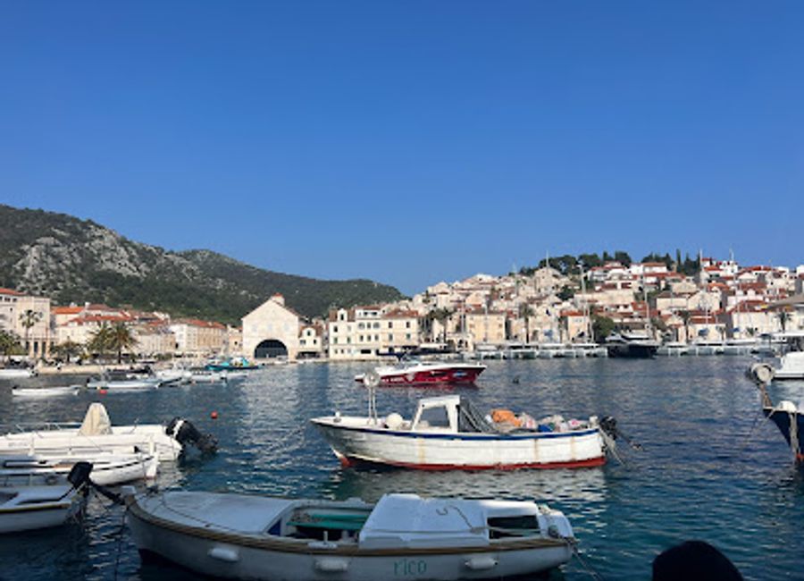 Discover the culinary treasures of Hvar at Jerolim - where fresh seafood meets exquisite steak in a stunning setting.