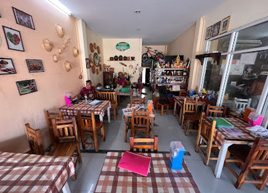 Discover the flavors of Thailand at On’s Thai-Issan Vegan - where plant-based meets authentic culinary art in Kanchanaburi.