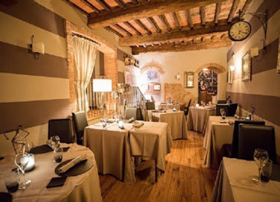 Discover exquisite Italian cuisine at Le Logge del Vignola in Montepulciano—where tradition meets modern culinary artistry.